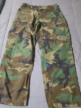 Military Army Camo Adjustable Cargo Pants Small Waist 27 To 31 FLAWED AS IS